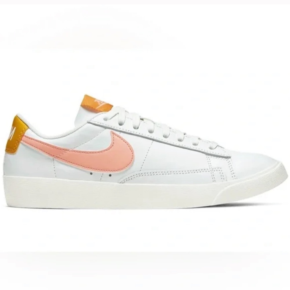 Nike Blazer Low SE Sneakers